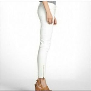 👖EUC - Tory Burch White Cropped Slim Jean Pants👖